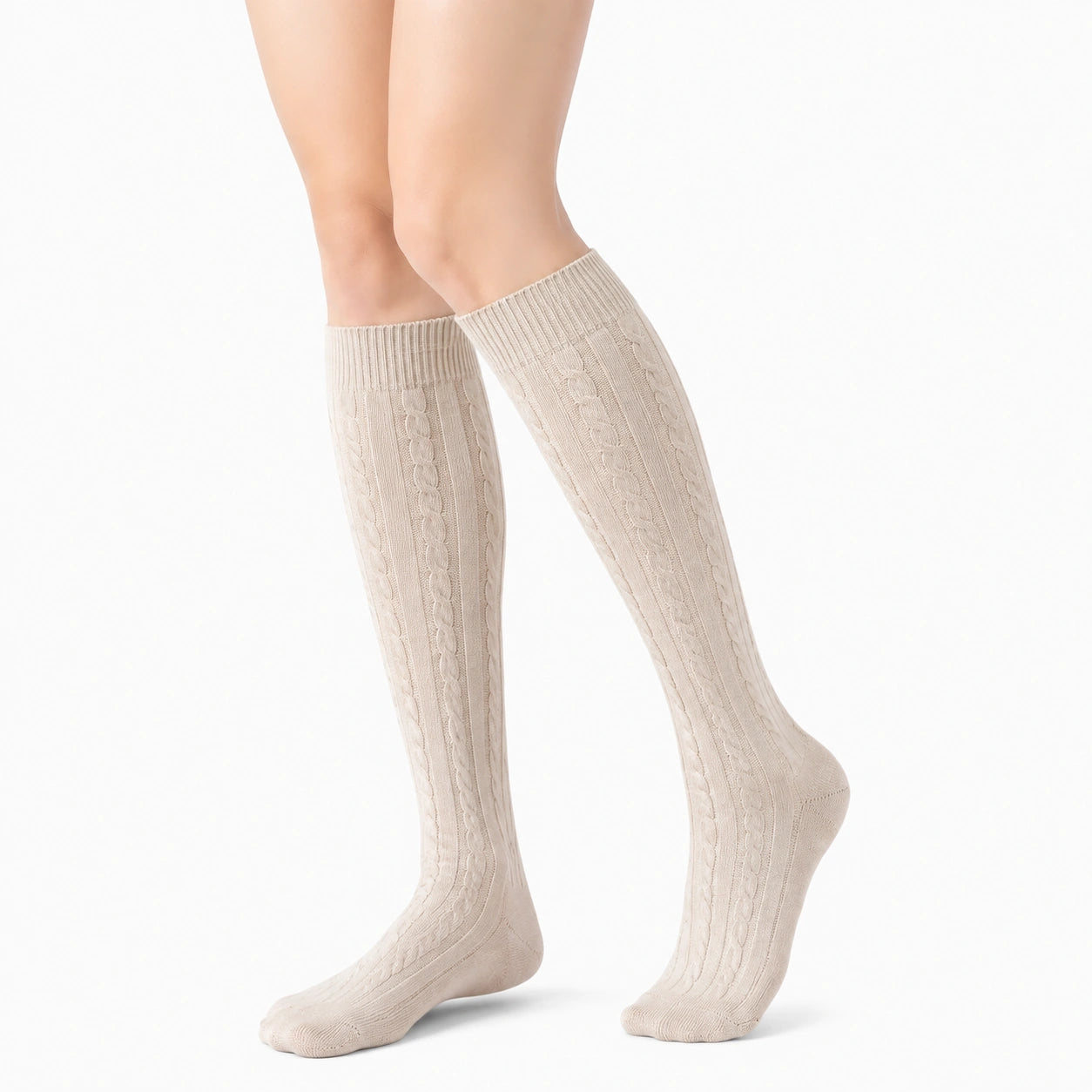 Chaussettes hautes 39-42 en maille beige à torsades style classique