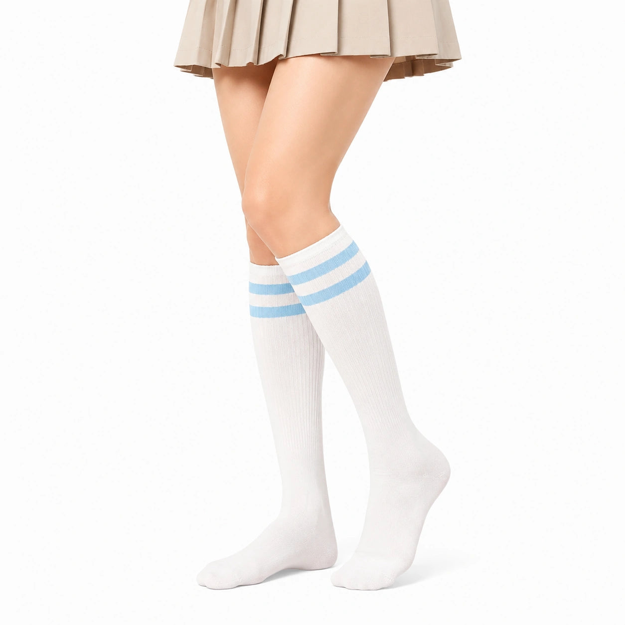 Chaussettes hautes 39-42 en maille blanche et bleu clair style sportif
