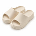 Claquettes 42/43 en mousse synthétique beige à semelle épaisse antidérapante